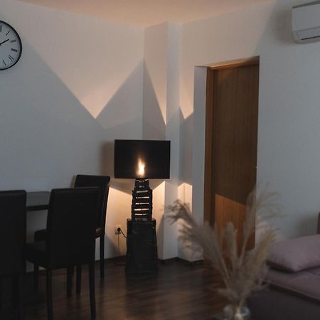 Apartments Dijana Zagabria Esterno foto